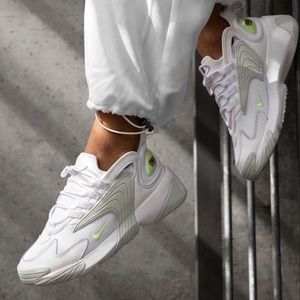 Women Nike Zoom 2k